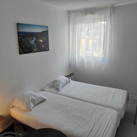 เรซิด็องซ์ แอซวส Aparthotel เอ็ก-ซอง-โพรวองซ์ ภายนอก รูปภาพ